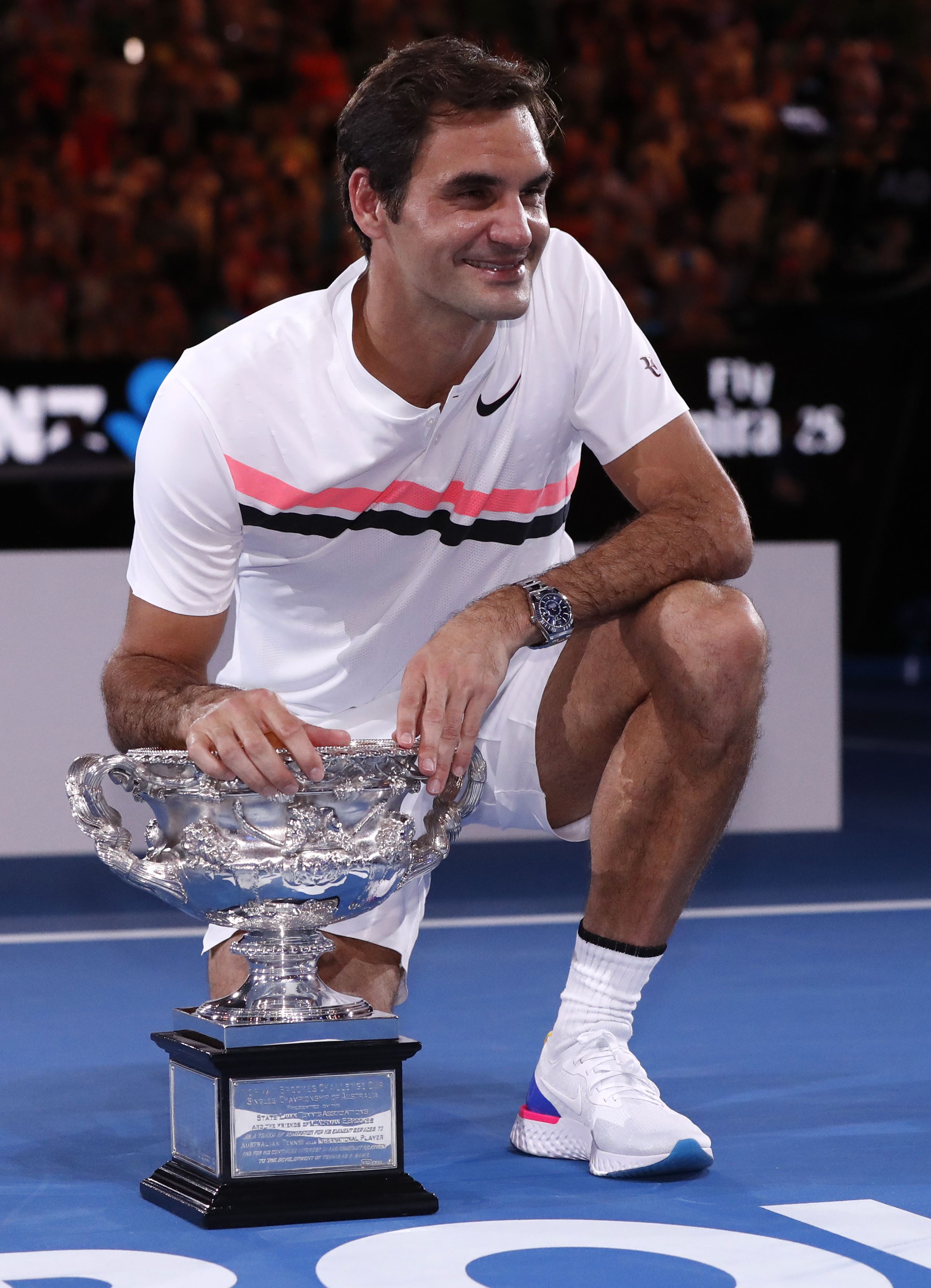 开云sport-欧洲网球队险胜英国网球队，费德勒高光表现