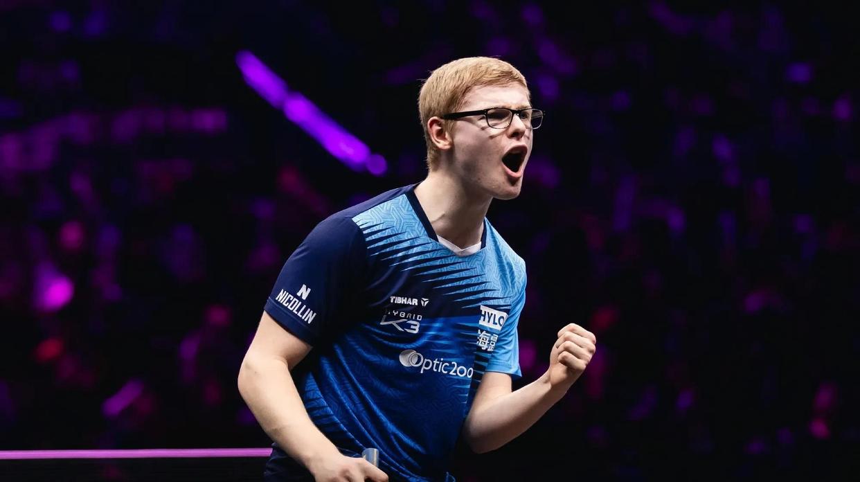 日本乒乓球队轻取法国乒乓球队，奥恰洛夫制霸全场