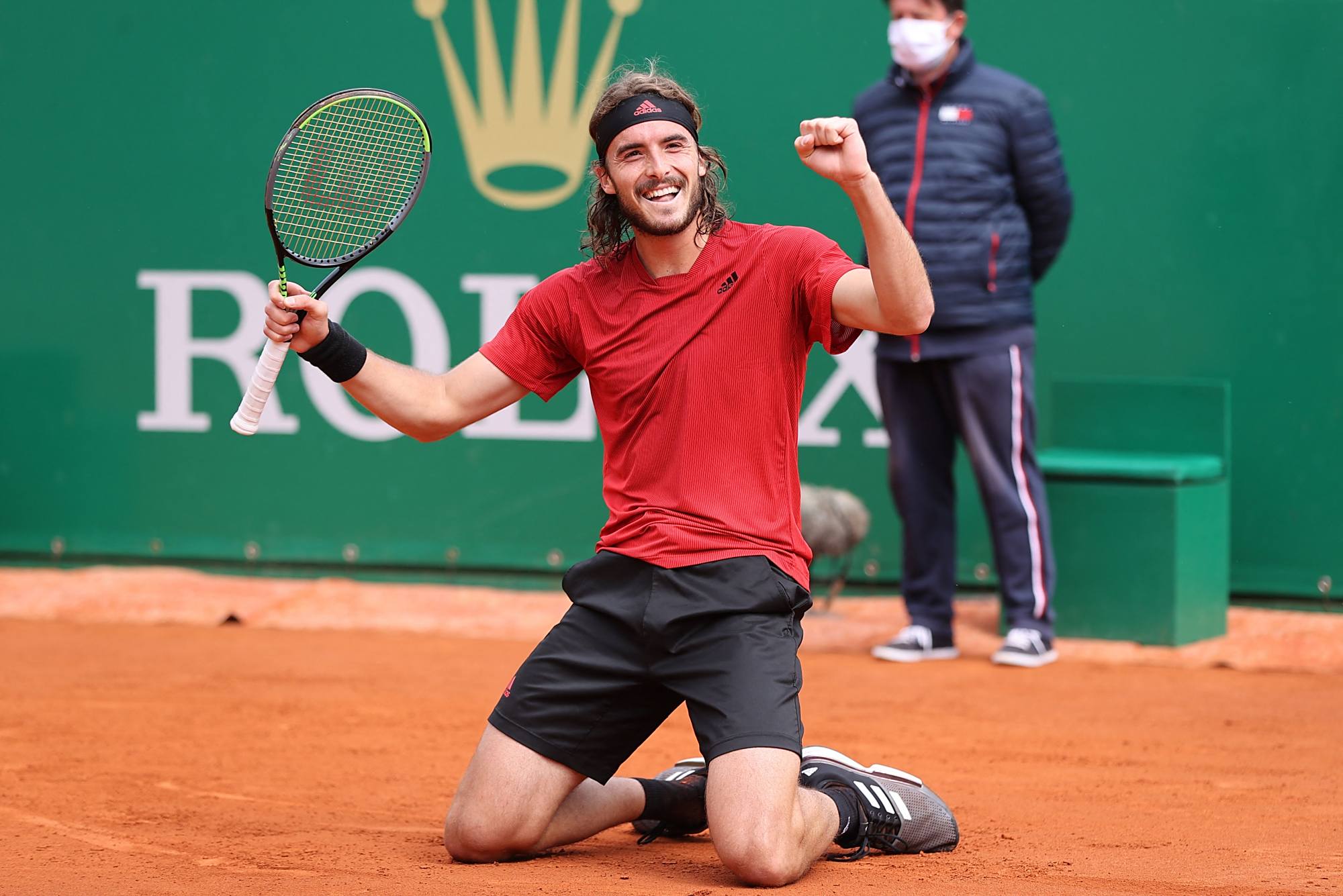 美国网球队鏖战英国网球队，西西帕斯一己之力扛起全队的简单介绍