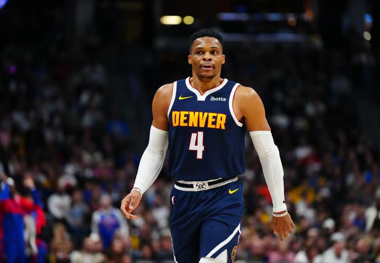 开云体育登录-76人翻盘湖人B队，费沃斯爆发神勇