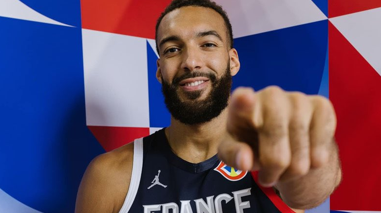 关于凯尔特人翻盘立陶宛男篮,保罗惊艳世界的信息 关于凯尔特人翻盘立陶宛男篮,保罗惊艳世界的信息