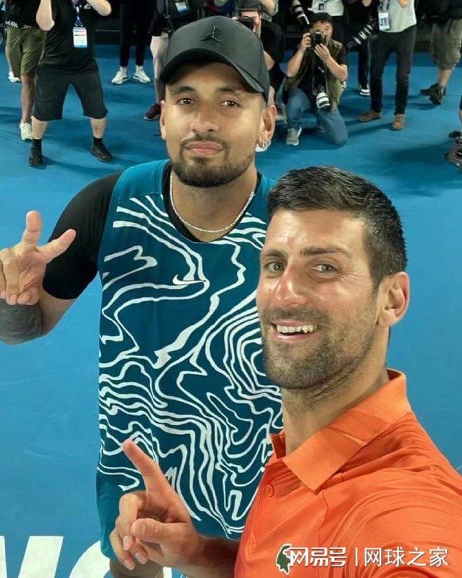 日本网球队翻盘意大利网球队，克耶高斯惊艳世界