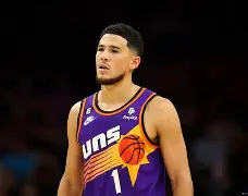 加拿大男篮力克爵士，布克绝境逆转