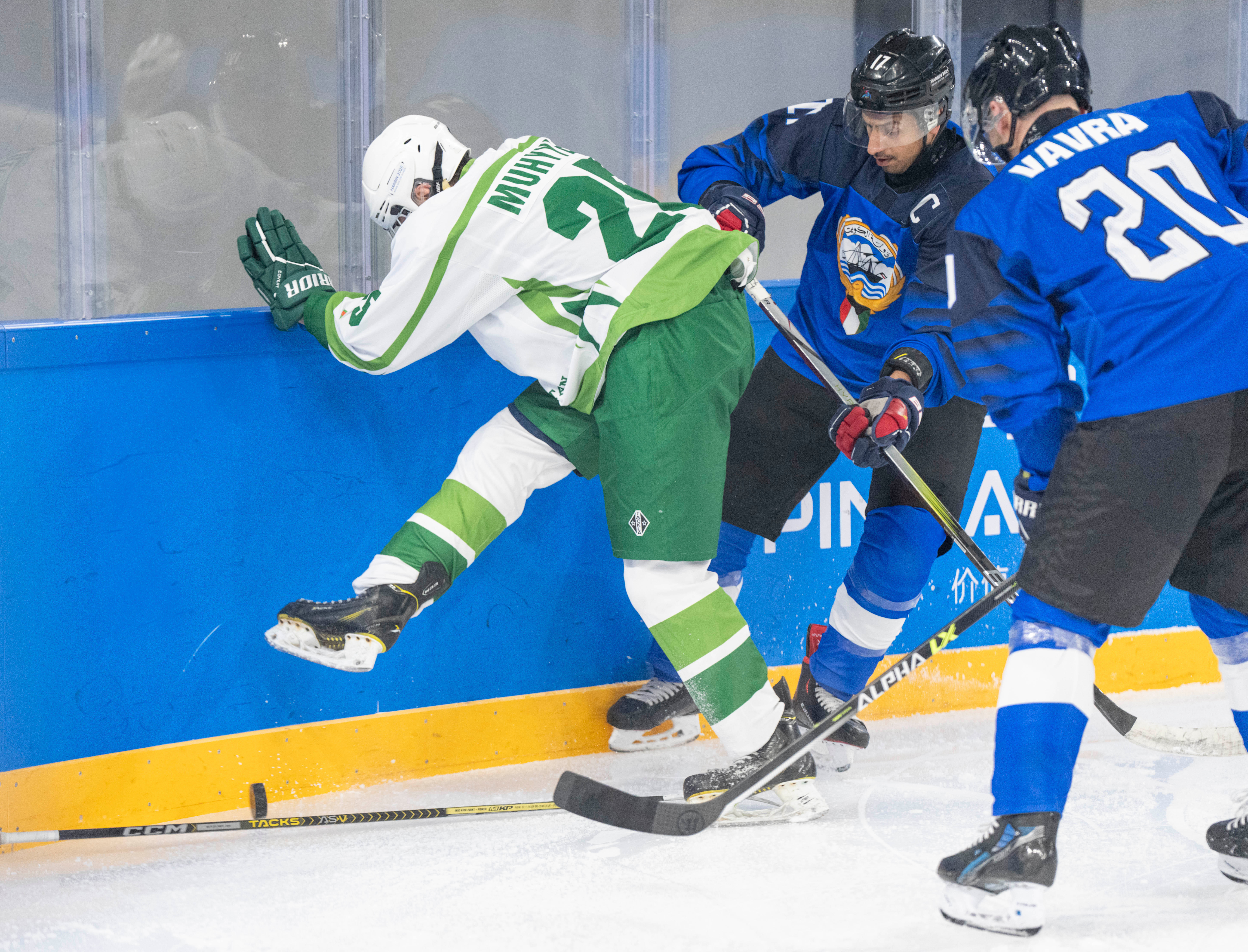 球星爆发！冰球赛场再现神级操作