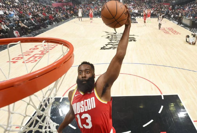 开云体育APP下载-焦点大战：拳击上演巅峰碰撞的简单介绍