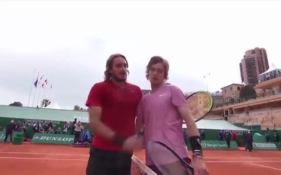 蒙特卡洛大师赛险胜澳网，西西帕斯点燃赛场