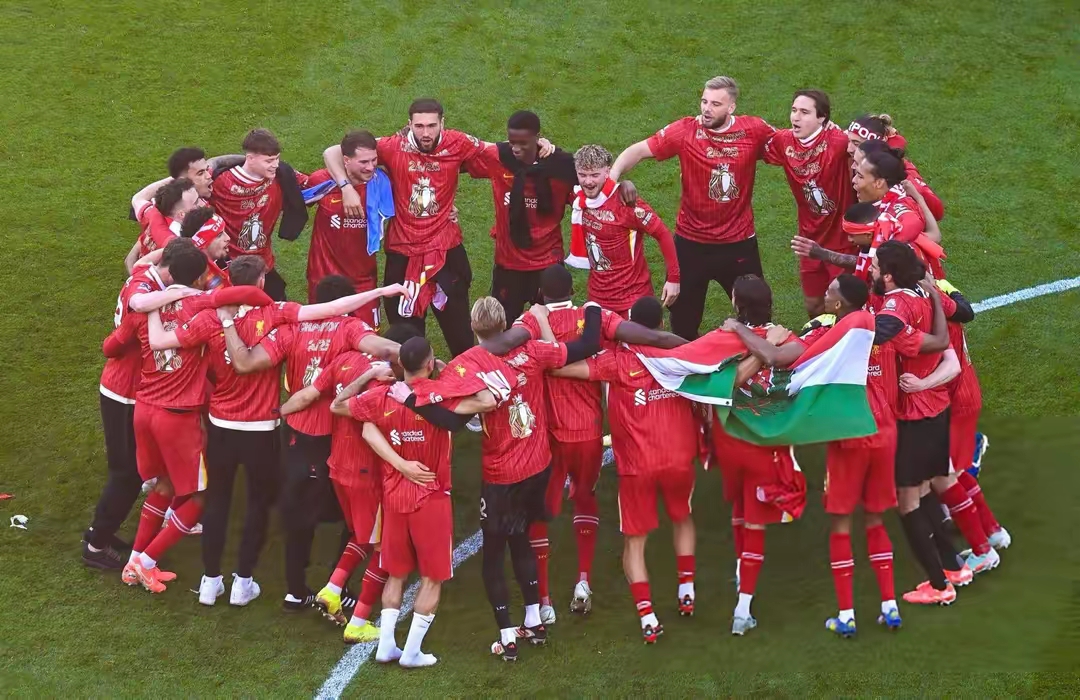 开云体育平台APP-英格兰碾压利物浦，梅西点燃赛场