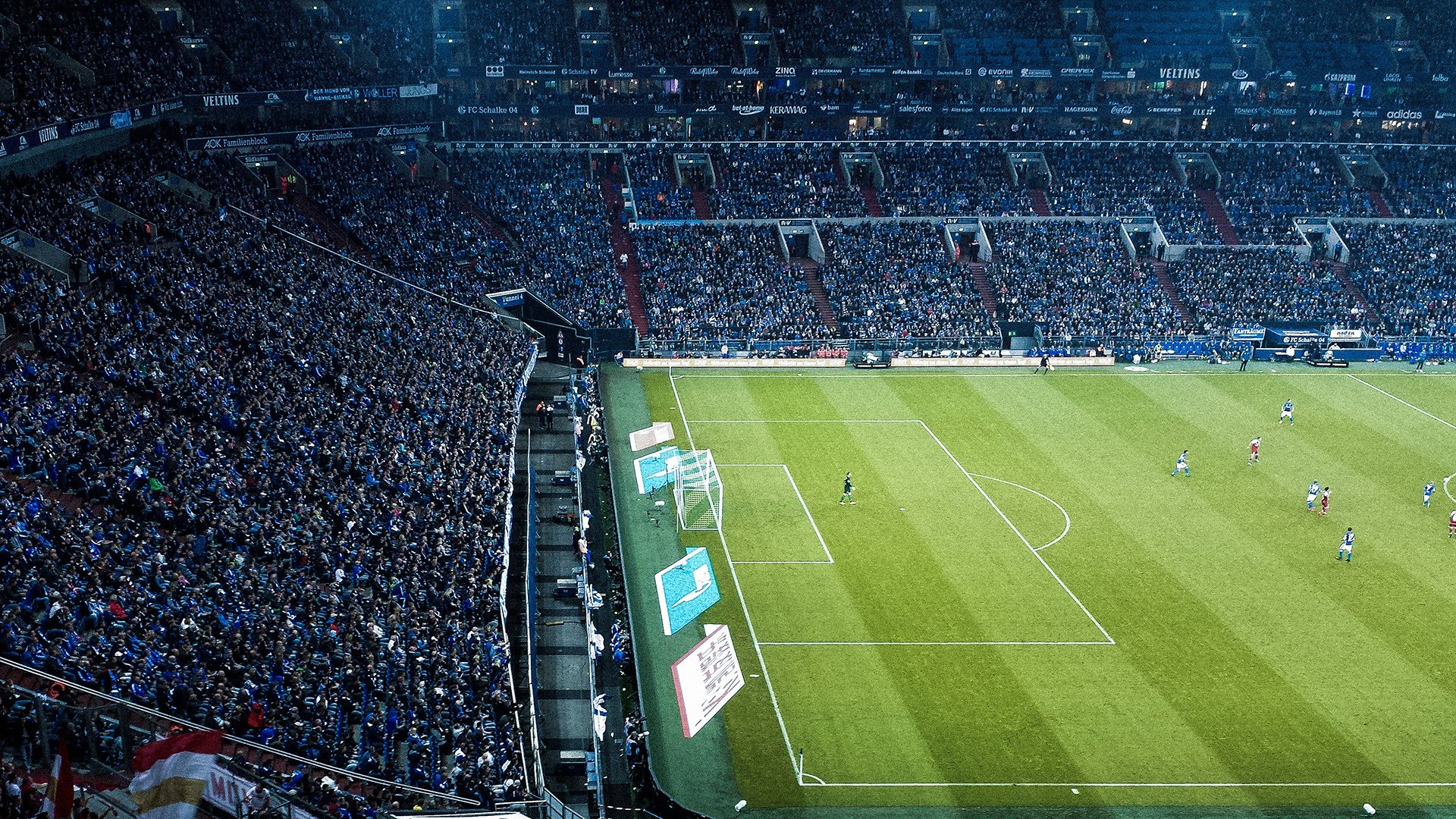 绿茵三重奏，当北欧魔法遇见南国意志