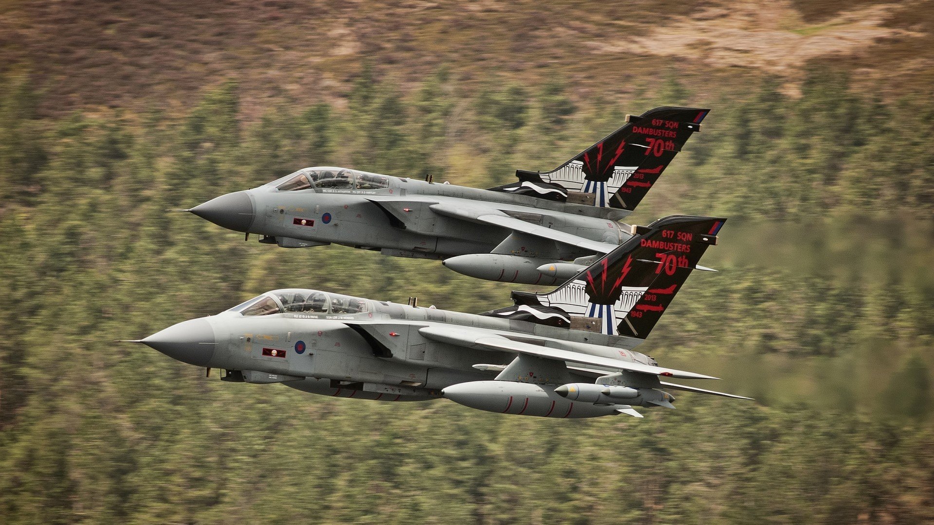 当梅西附体，足球的凡尔登，欧冠之夜的无解如何注解詹姆斯的宿命？