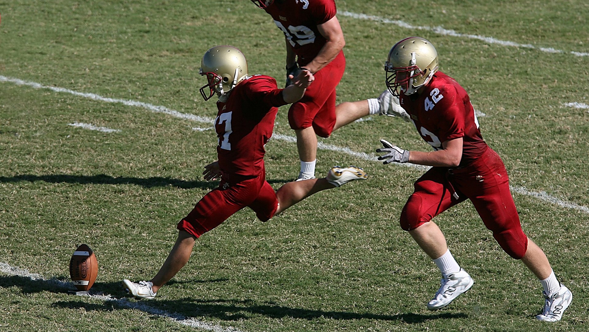 夜航船与鹏城之影,当洛杉矶的浪花拍响大湾区的潮汐