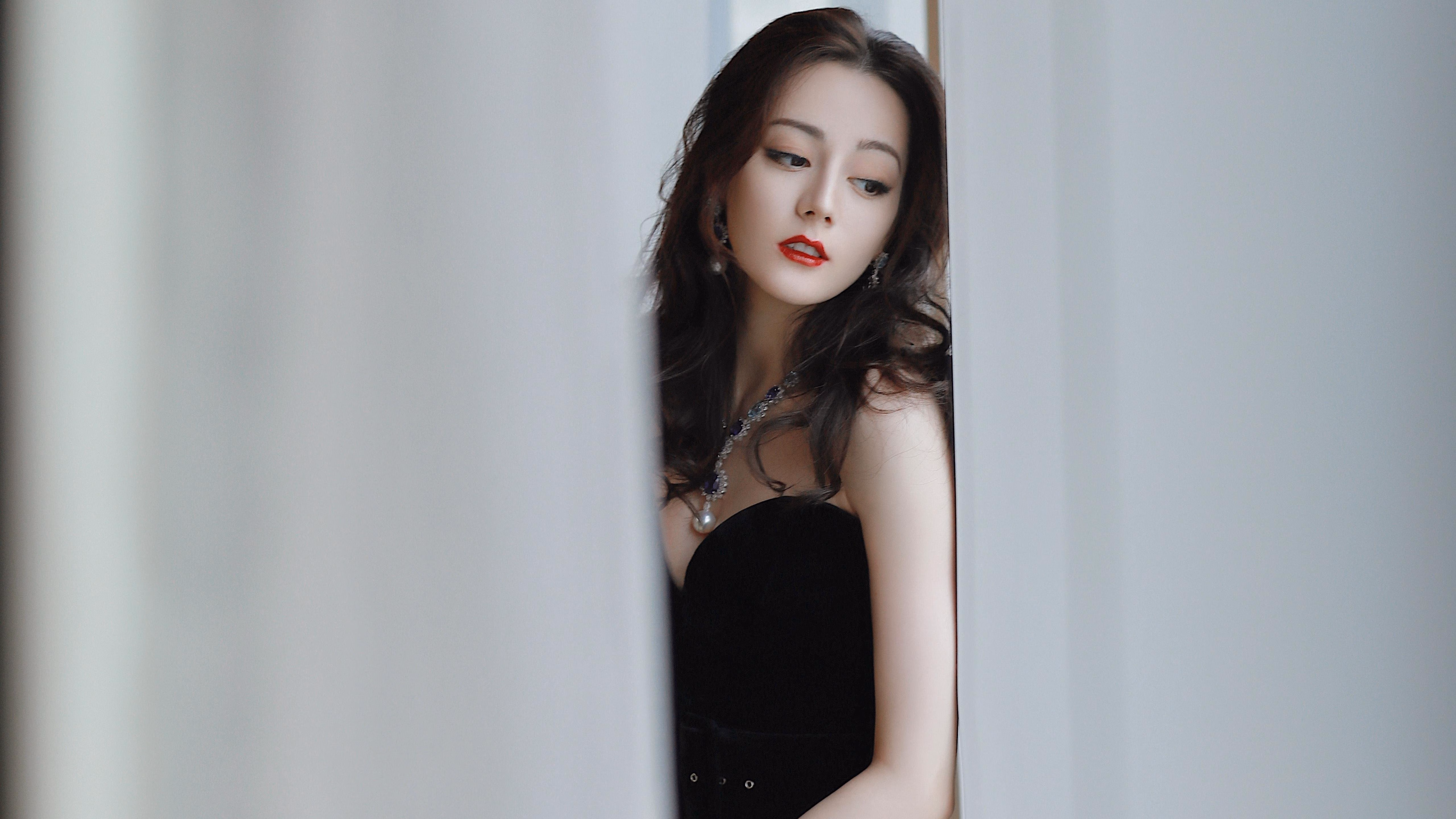 风暴眼,日本碾压背后的团队公式与德布劳内的个人英雄主义