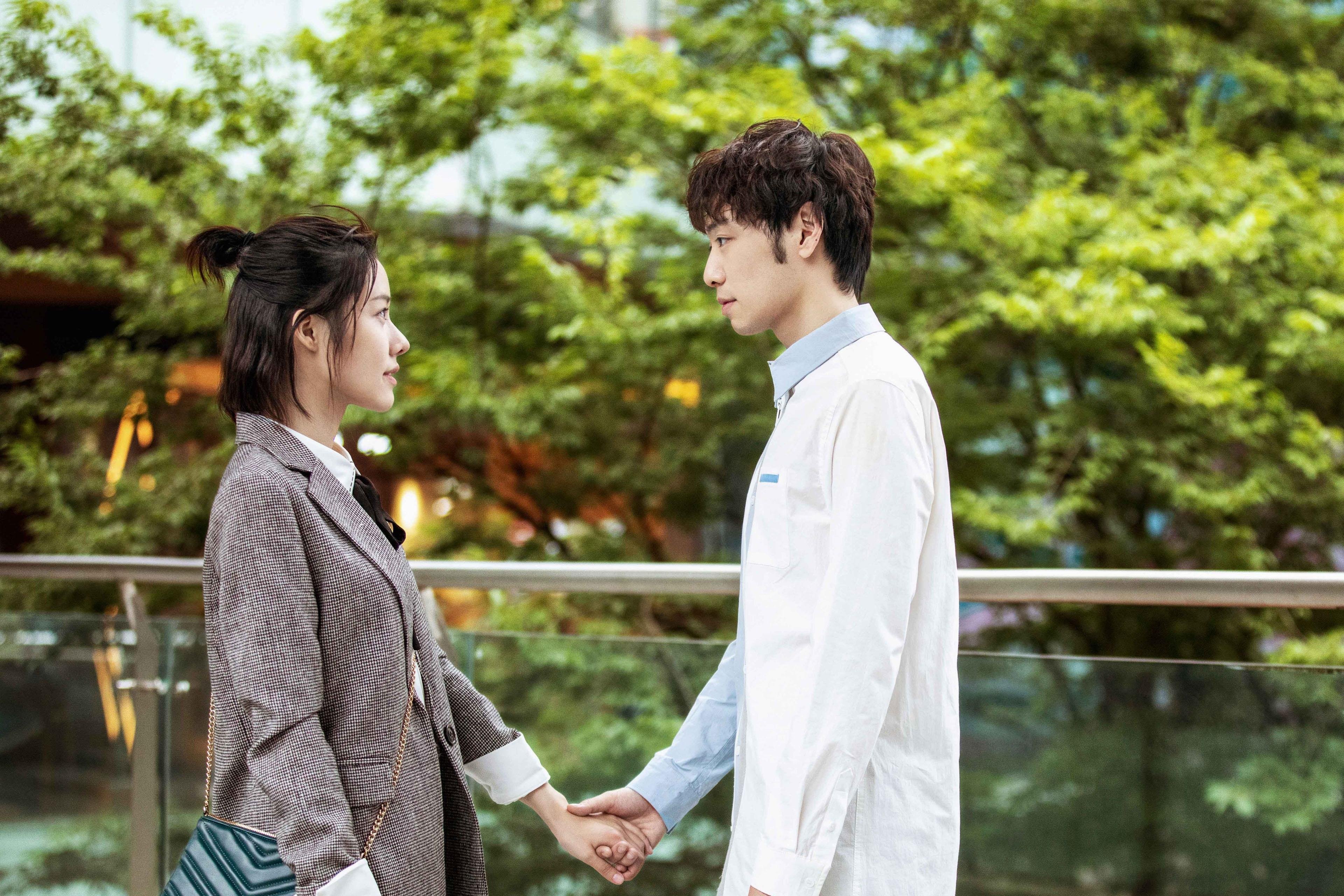 开云体育平台APP-范弗利特末节觉醒打破僵局，爵士窒息防守仍难阻上海失利