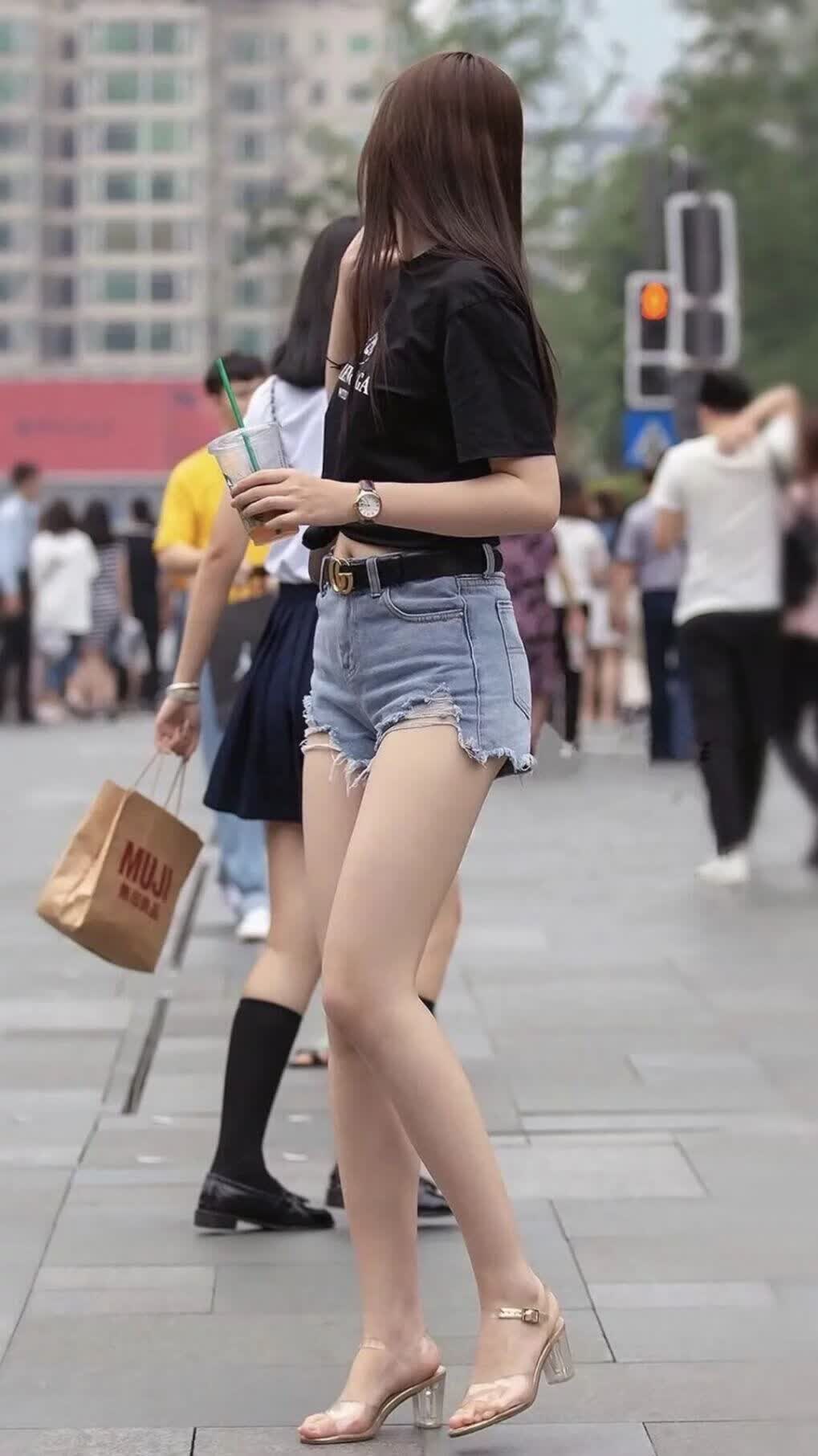 开云体育中国-2026世界杯B组风云，喀麦隆绝杀厄瓜多尔，阿诺德独舞点燃星夜